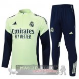 Set Completo Felpa Allenamento Formazione Real Madrid 2025 2026 Verde Luce Set Completo Felpa Allenamento Formazione Real Madrid 2025 2026 Verde Luce