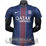 Giocatori Home Maglia Calcio Paris Saint Germain 2025 2026 Giocatori Home Maglia Calcio Paris Saint Germain 2025 2026