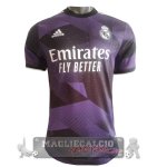 Speciale Giocatori Maglia Calcio Portiere Real Madrid 2022-23 Purpureo Speciale Giocatori Maglia Calcio Portiere Real Madrid 2022-23 Purpureo