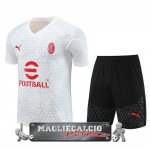 AC Milan Insieme Completo Bambino Formazione 2023/2024 Bianco I Nero AC Milan Insieme Completo Bambino Formazione 2023/2024 Bianco I Nero