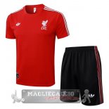 Set Completo Maglia Formazione Liverpool 2025 2026 Rosso Nero Set Completo Maglia Formazione Liverpool 2025 2026 Rosso Nero