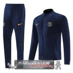 Paris Saint Germain Insieme Completo Blu II Navy Giacca Lunga Zip 2023-24 Paris Saint Germain Insieme Completo Blu II Navy Giacca Lunga Zip 2023-24
