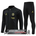 Paris Saint Germain Insieme Completo Nero Giacca Lunga Zip 2022-23 Paris Saint Germain Insieme Completo Nero Giacca Lunga Zip 2022-23