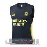 Maglia Formazione Senza Maniche Real Madrid 2025 2026 Grigio Giallo Maglia Formazione Senza Maniche Real Madrid 2025 2026 Grigio Giallo