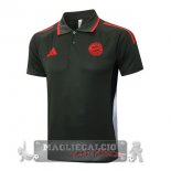 Bayern Monaco Verde Navy Rosso Maglia POLO 2025 2026 Bayern Monaco Verde Navy Rosso Maglia POLO 2025 2026