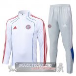 Set Completo Felpa Allenamento Formazione Bayern Munich 2025 2026 Bianco Rosso Grigio Set Completo Felpa Allenamento Formazione Bayern Munich 2025 2026 Bianco Rosso Grigio