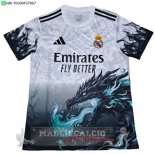 Thailandia speciale Maglia Calcio Real Madrid 2025 2026 Bianco Nero Thailandia speciale Maglia Calcio Real Madrid 2025 2026 Bianco Nero