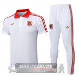 Bayern Monaco Bianco Rosso Set Completo Maglia POLO 2025 2026 Bayern Monaco Bianco Rosso Set Completo Maglia POLO 2025 2026