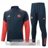 Set Completo Lunga Zip Giacca Bayern Munich 2025 2026 Grigio Navy Rosso Set Completo Lunga Zip Giacca Bayern Munich 2025 2026 Grigio Navy Rosso
