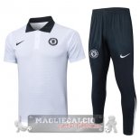Chelsea Bianco Nero Maglia POLO Set Completo 2025 2026 Chelsea Bianco Nero Maglia POLO Set Completo 2025 2026