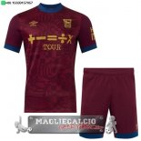 Away Set Completo Bambino Ipswich Town 2024 2025 Away Set Completo Bambino Ipswich Town 2024 2025