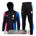 Set Completo Giacca a vento AC Milan 2023-24 Nero Rosa Blu Set Completo Giacca a vento AC Milan 2023-24 Nero Rosa Blu