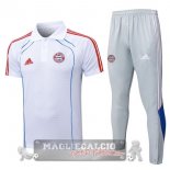 Bayern Monaco Bianco Blu Grigio Set Completo Maglia POLO 2025 2026 Bayern Monaco Bianco Blu Grigio Set Completo Maglia POLO 2025 2026