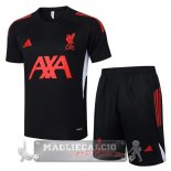Set Completo Maglia Formazione Liverpool 2025 2026 Nero Rosso Set Completo Maglia Formazione Liverpool 2025 2026 Nero Rosso