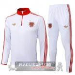 Set Completo Felpa Allenamento Formazione Bayern Munich 2025 2026 Bianco Rosso Set Completo Felpa Allenamento Formazione Bayern Munich 2025 2026 Bianco Rosso