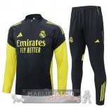 Set Completo Felpa Allenamento Formazione Real Madrid 2025 2026 Grigio Giallo Set Completo Felpa Allenamento Formazione Real Madrid 2025 2026 Grigio Giallo