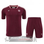 Set Completo Formazione Maglia Bayern Monaco 2025 2026 Rosso Set Completo Formazione Maglia Bayern Monaco 2025 2026 Rosso